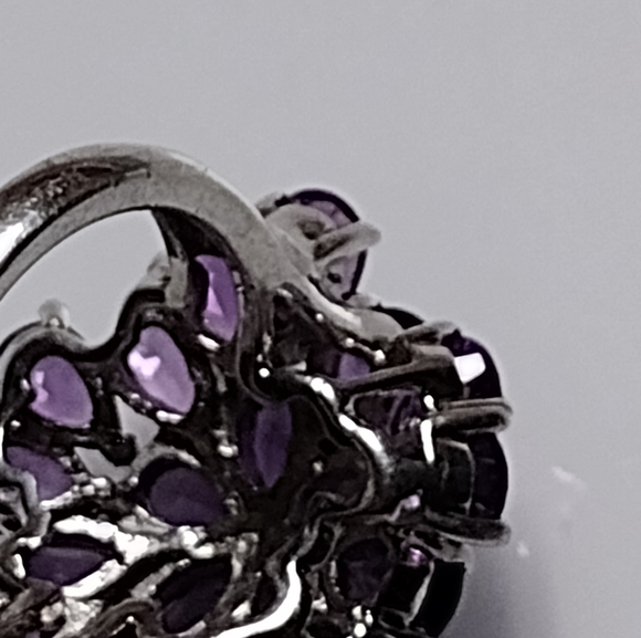 Sterling silver amethyst flower ring - Picture 5 of 9